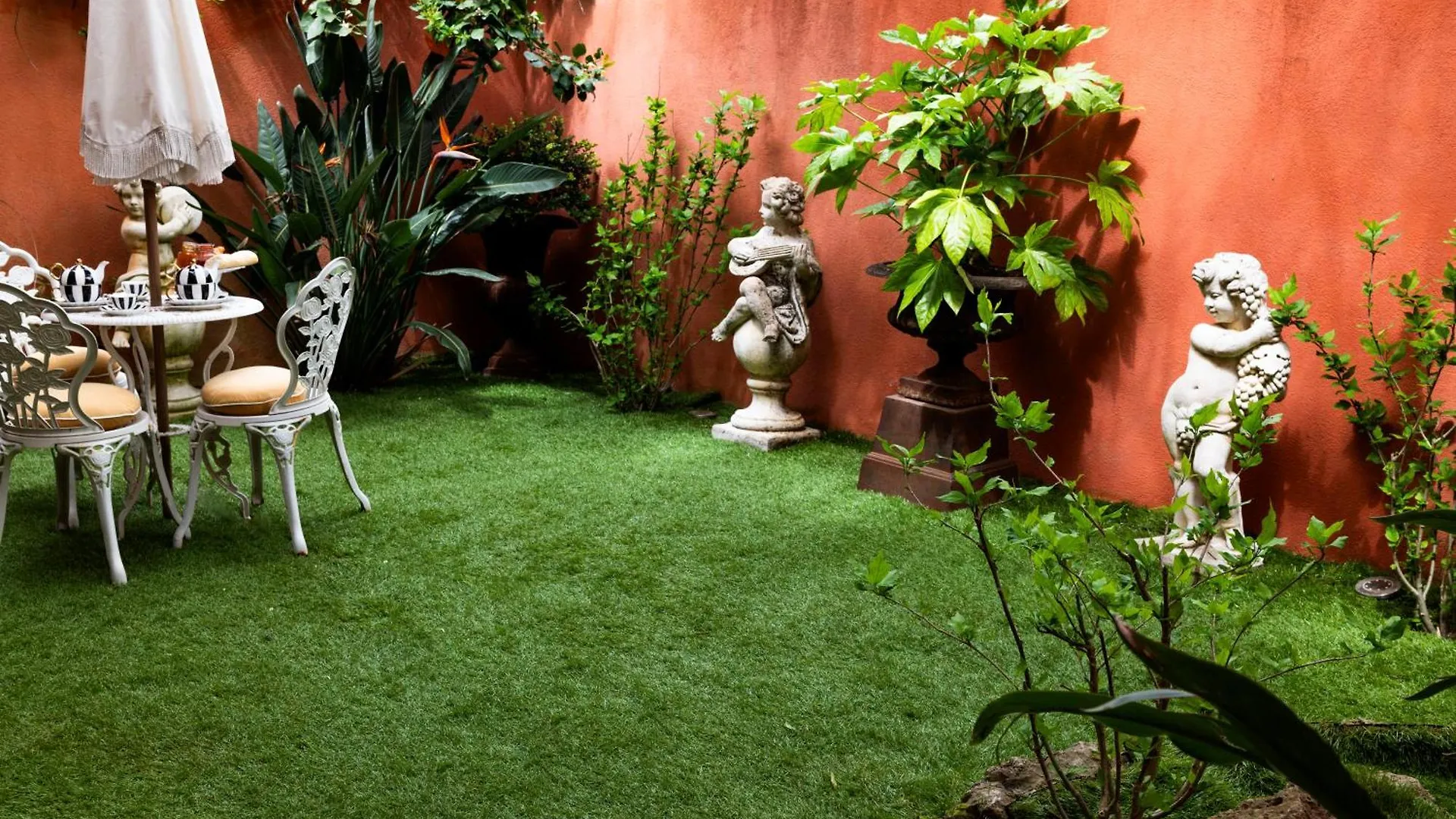 La Bravade Luxe Et Serenite Au Coeur De Saint-Tropez Suites Spacieuses Avec Jardin Enchanteur Frankrijk