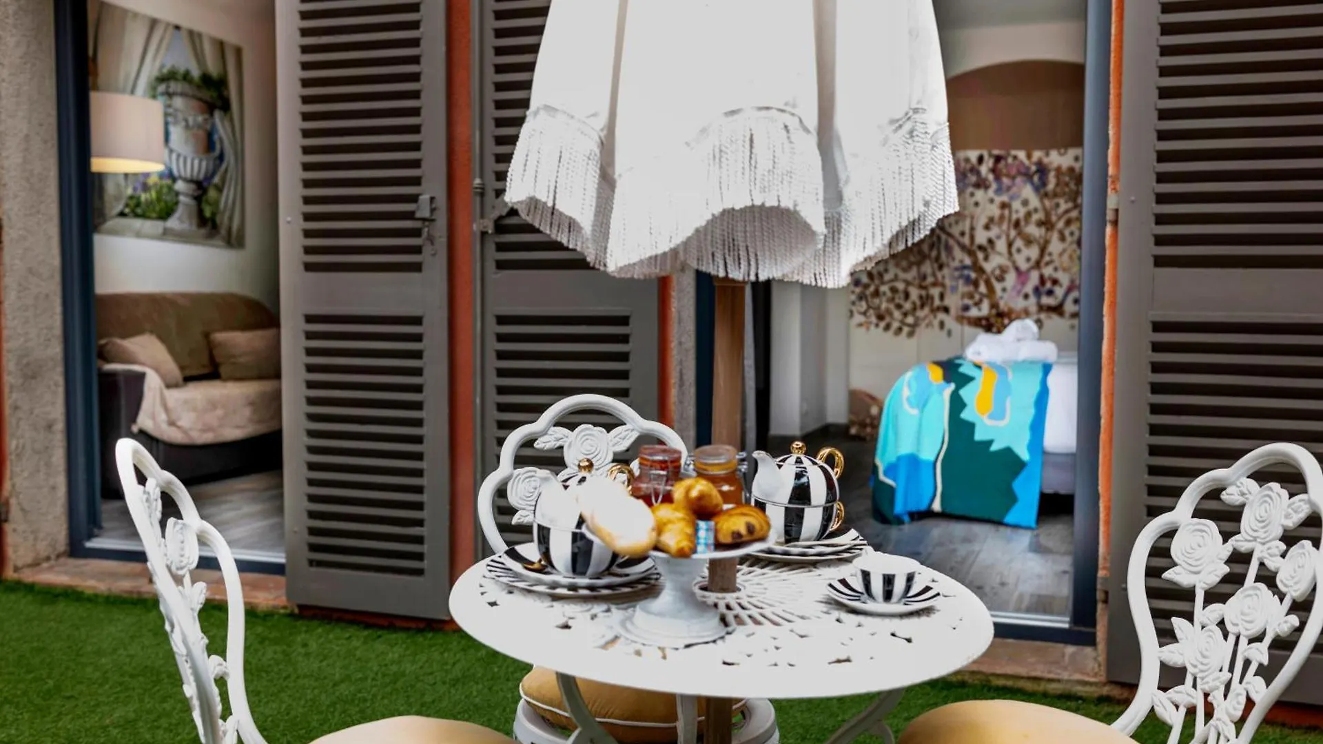Aparthotel La Bravade Luxe Et Serenite Au Coeur De Saint-Tropez Suites Spacieuses Avec Jardin Enchanteur Frankrijk